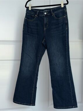 Women's Dark Wash Mid-Rise Curvy Bootcut Jeans size 12P
